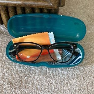 CLOSET SALE Black cat eye glasses frames